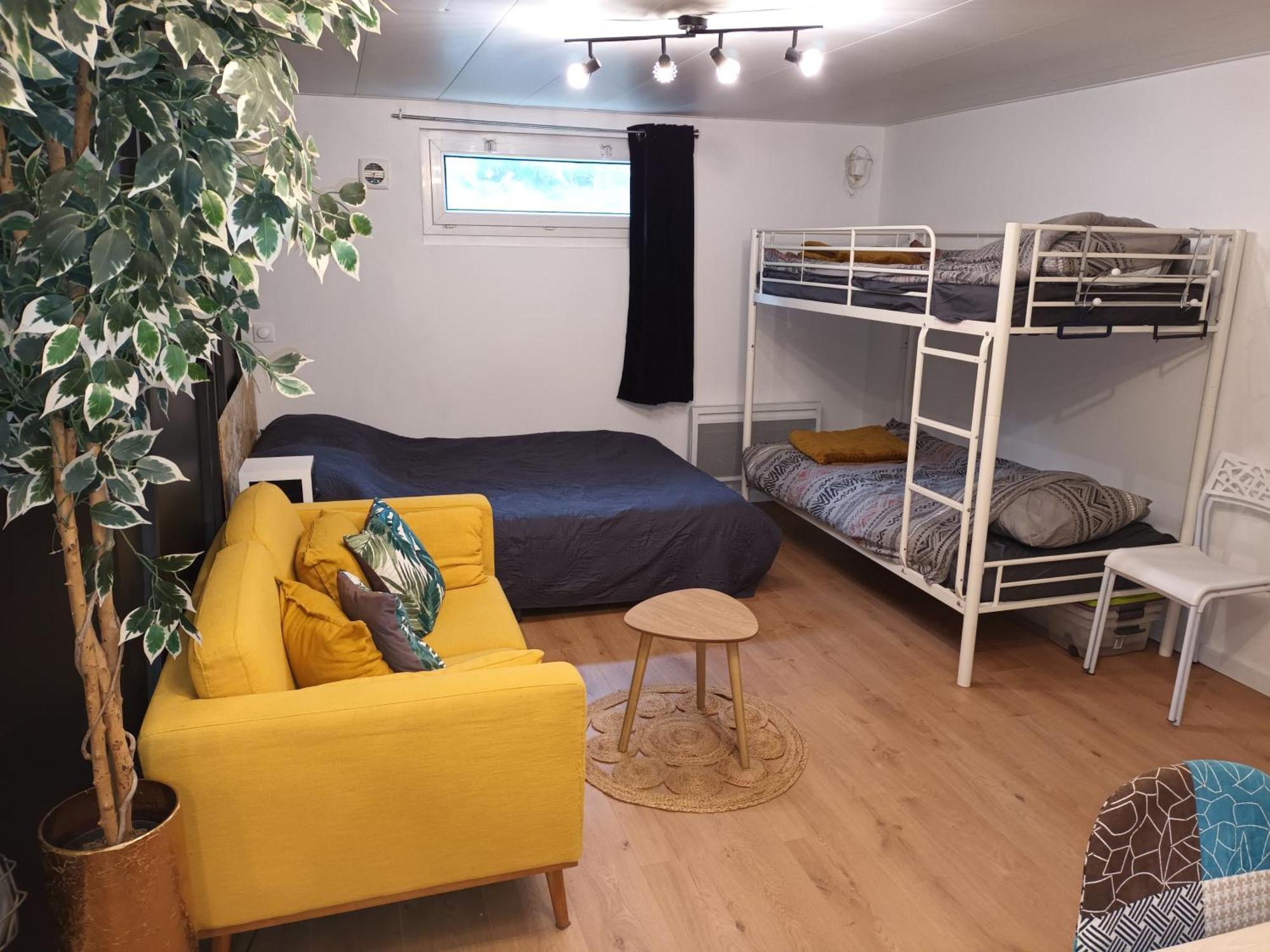 Appartement Tout Confort Le Fresne-Camilly Eksteriør bilde