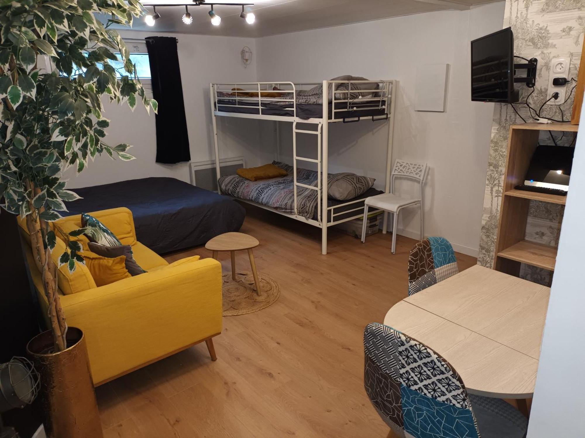 Appartement Tout Confort Le Fresne-Camilly Eksteriør bilde